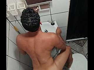 O QUE MAIS POSSO ENFIAR NO MEU CU?