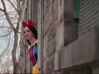 Evil Queen Bianca Beauchamp Makes Hazel Moore Squirt - Snow White Porn Cosplay Parody