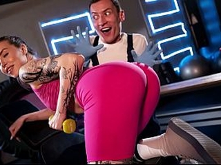 Janitor Ditches Cleaning for a Deep Anal Drill with Gym Babe