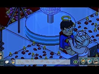 HABBO HOTEL SUPER PICA COMENDO ENFERMEIRA