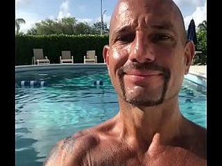 THE HARDBODY PORNSTAR CHILLING BY THE POOL MAXXX LOADZ